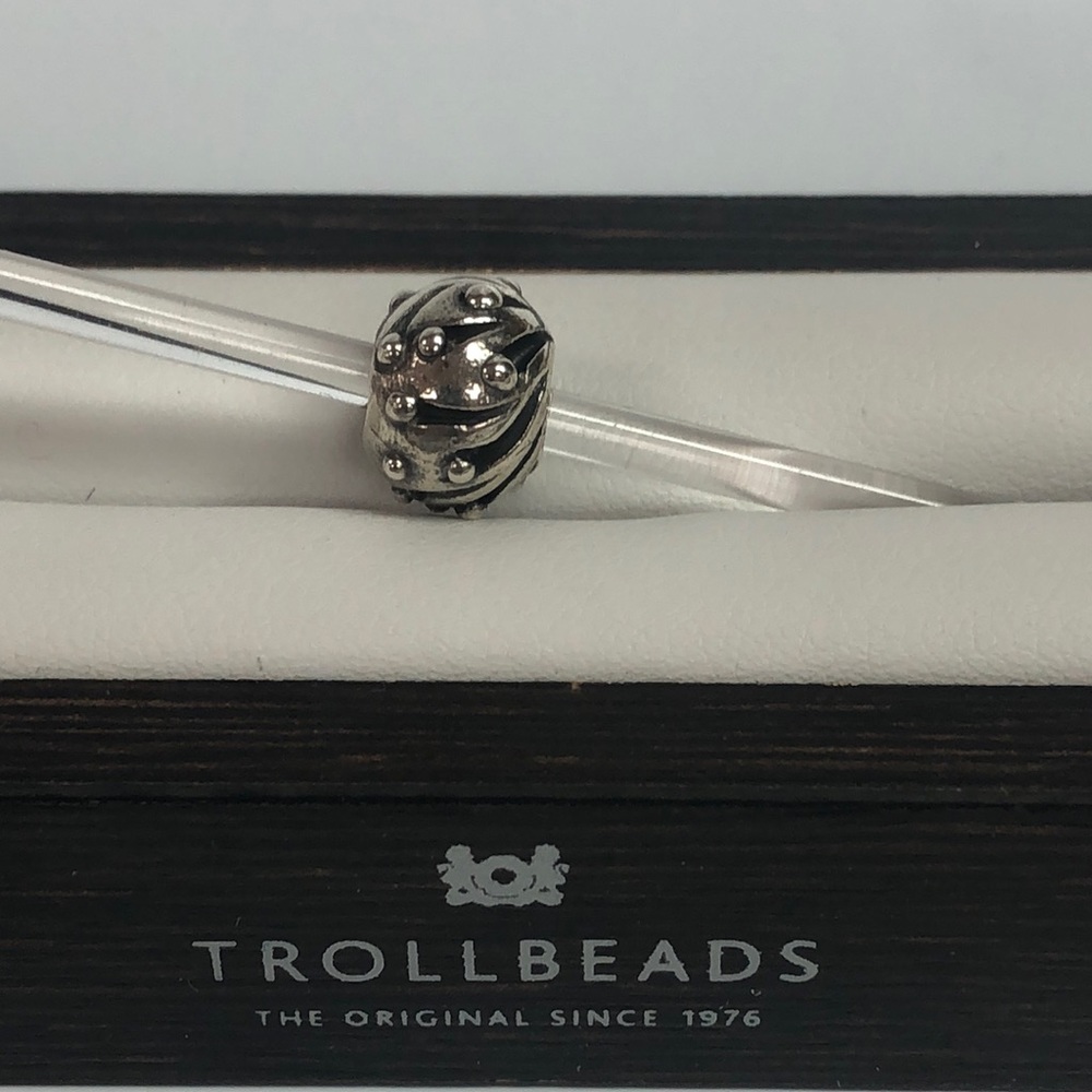 Trollbeads Snowballs Silver Bead - Picture 2 of 4